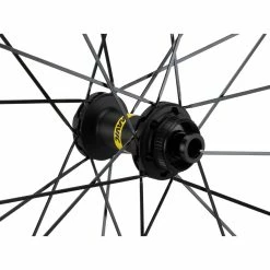 Mavic Cosmic SL 32 Disc Center Lock Carbon Laufradsatz 9 Mavic Cosmic SL 32 Disc Center Lock Carbon Laufradsatz -Dynamo Rad Verkäufe 379689