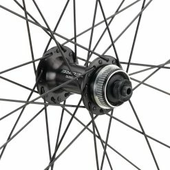 Bc Basic Urban Deore Disc Center Lock DT Swiss 533D 28" Laufrad 45 Bc Basic Urban Deore Disc Center Lock DT Swiss 533D 28" Laufrad -Dynamo Rad Verkäufe 397345