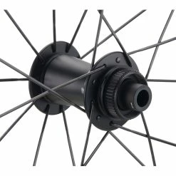 ZIPP 808 Firecrest® Carbon Tubeless Disc Center Lock Laufradsatz Mod. 2023 9 ZIPP 808 Firecrest® Carbon Tubeless Disc Center Lock Laufradsatz Mod. 2023 -Dynamo Rad Verkäufe 458722